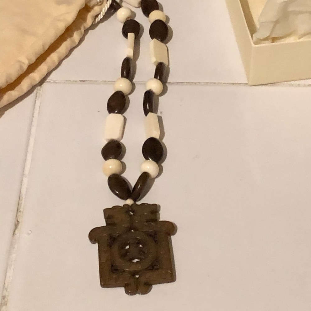 Greenbeads by Emily and Ashley Green necklace